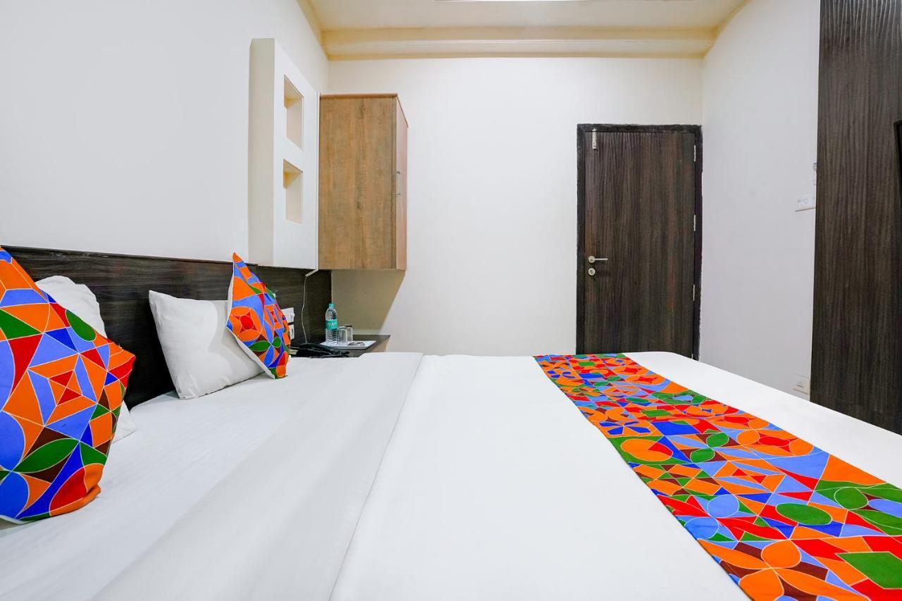 Fabhotel Regent Inn - Nr Skywalk Bridge Pimpri-Chinchwad Exterior foto