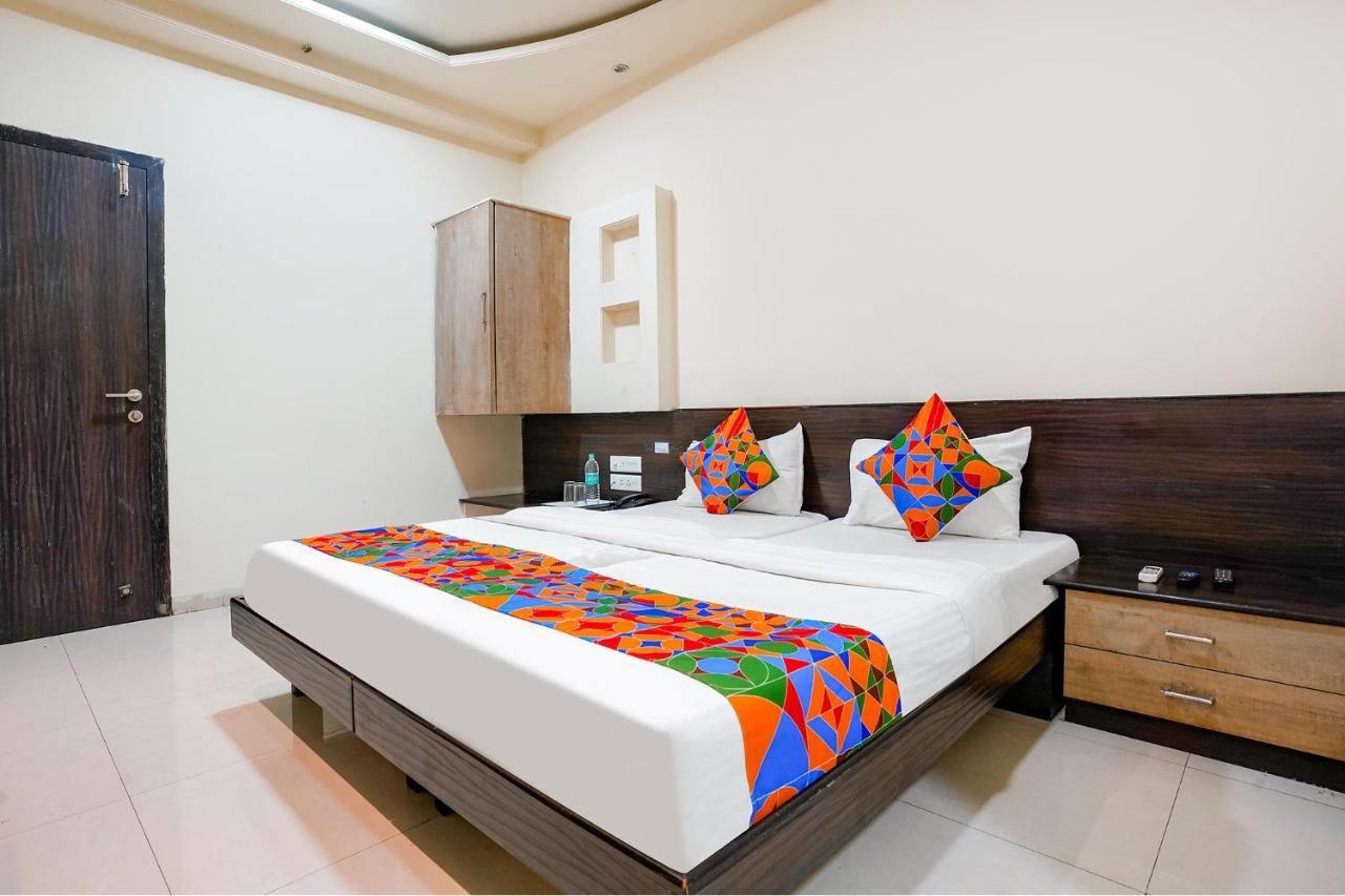 Fabhotel Regent Inn - Nr Skywalk Bridge Pimpri-Chinchwad Exterior foto