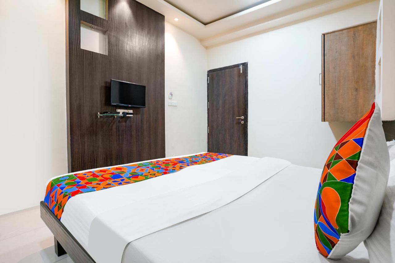 Fabhotel Regent Inn - Nr Skywalk Bridge Pimpri-Chinchwad Exterior foto